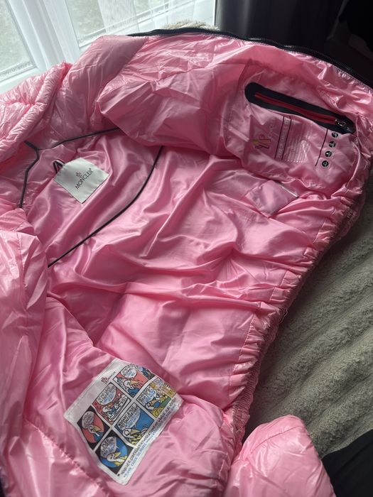 Куртка рожева Moncler