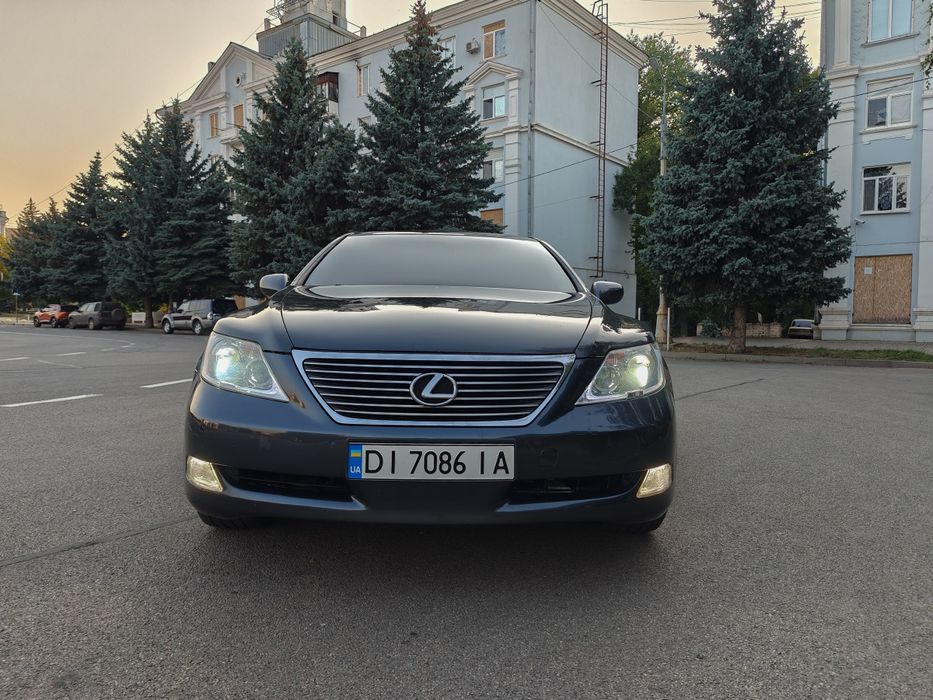Продам лексус SL460L обмін не цікавить