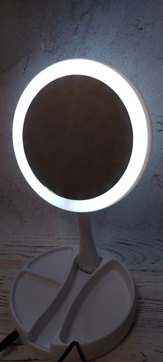 Люстерко з led-підсвіткою двостороннє+ПОДАРУНОК