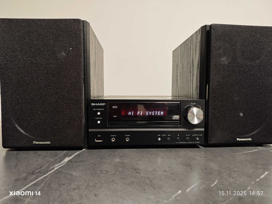 Музыкальный центр Sharp XL-HF201 vs Panasonic SB-PMX5