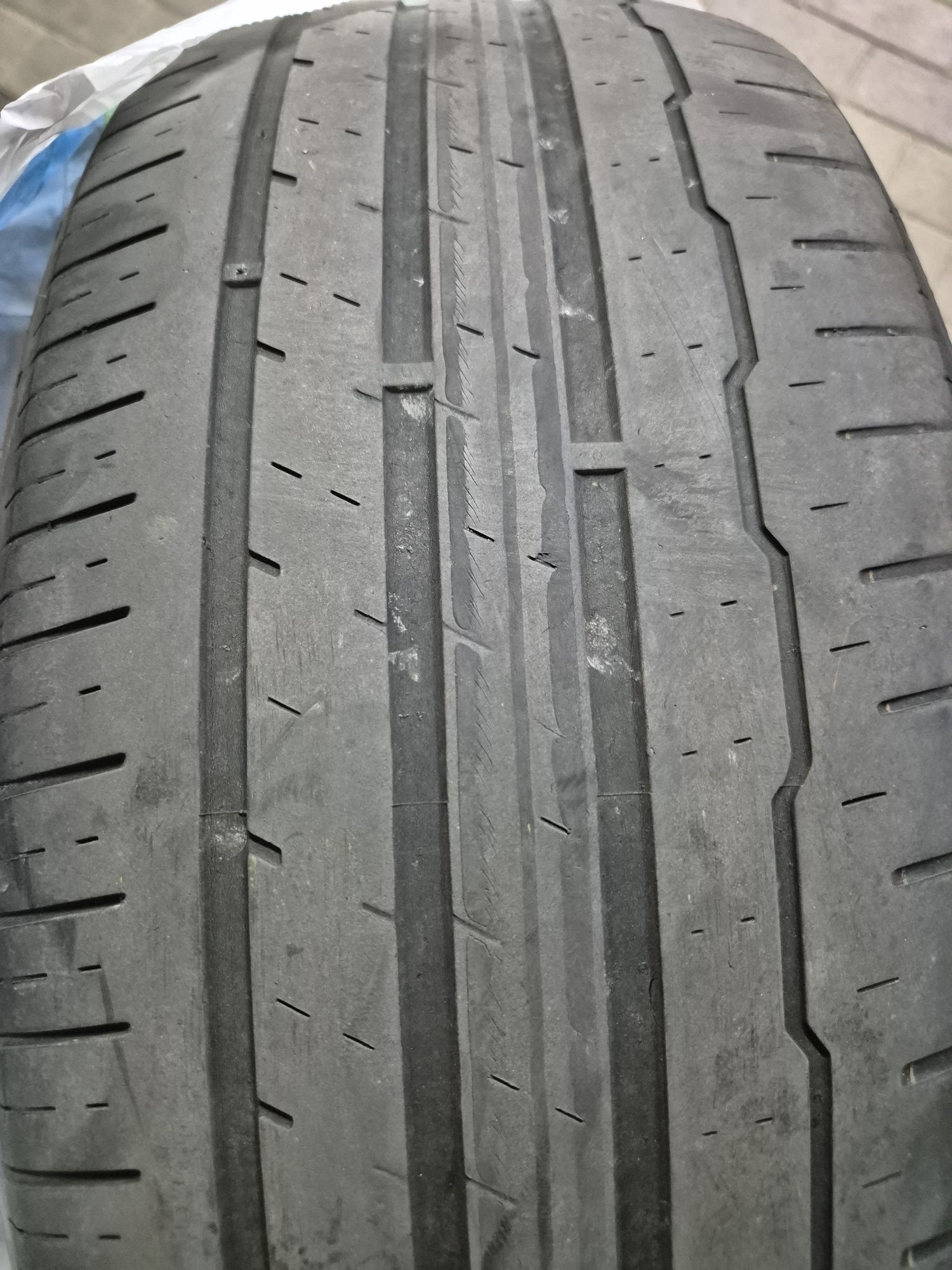 Hankook 235/60/18 komplet 2023r