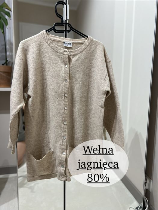 Kardigan sweter wełna jagnięca miekki szeroki nie gryzie