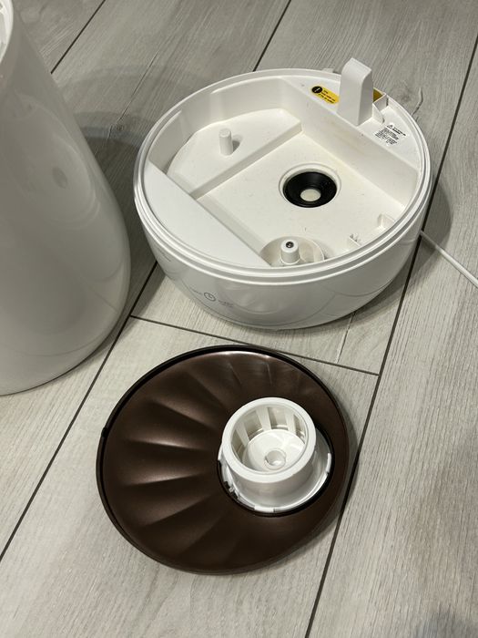 Зволожувач повітря DEM-F600 5л