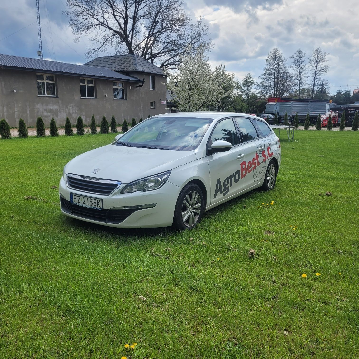 Peugeot 308 1.6 bluhdi faktura vat