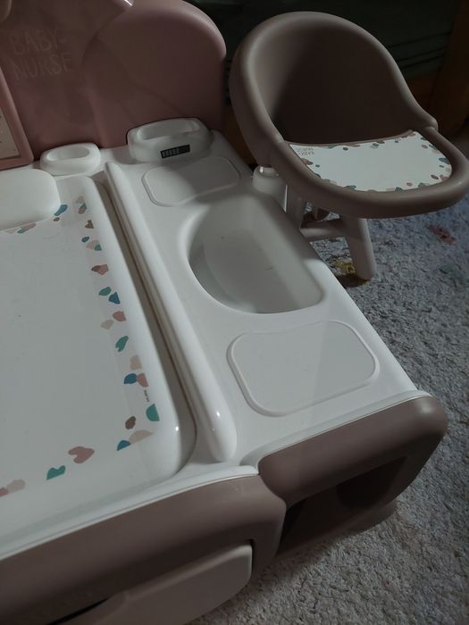 Przewijak krzesełko do karmienia  dla lalek beż pidrowyroż smoby