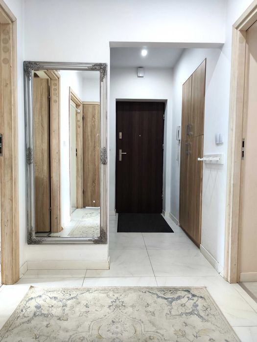 wynajmę mieszkanie 4 pokoje, I p. w centrum