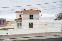 Casa / Villa T3 em Tornada e Salir do Porto de 193,00 m2