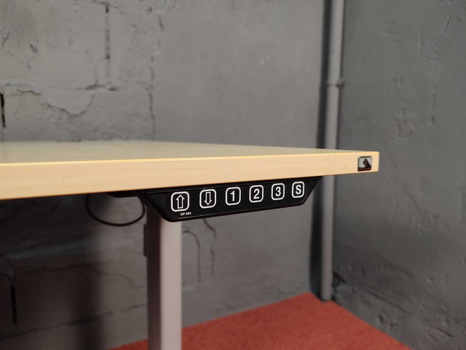Biurko elektryczne 160x80cm Konig Neurath biuro home office