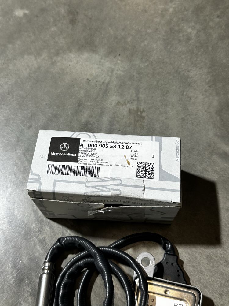 Лямбда зонд датчик нокс сенсор NOX мерседес W221 W164 W166 ML gle 651