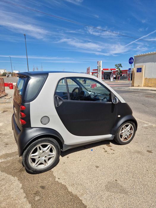 Smart fourtwo em muito bom estado