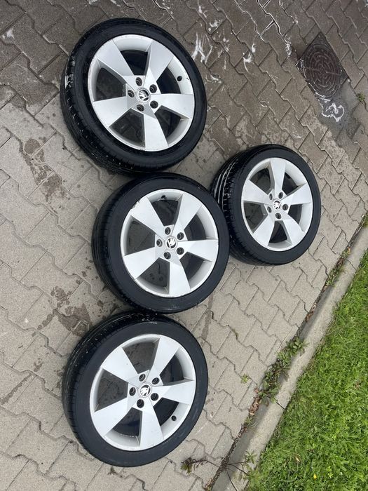 KOLA skoda  OCTAVIA SUPERB PASSAT 225/45R17 5x112