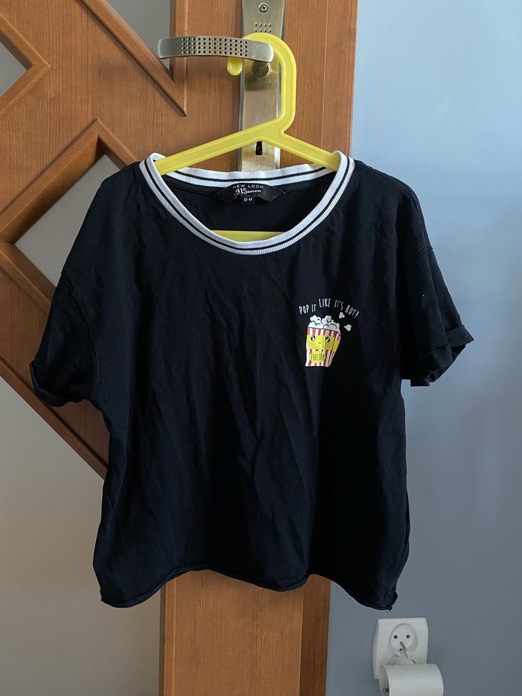 bluzka koszulka crop top czarny popcorn