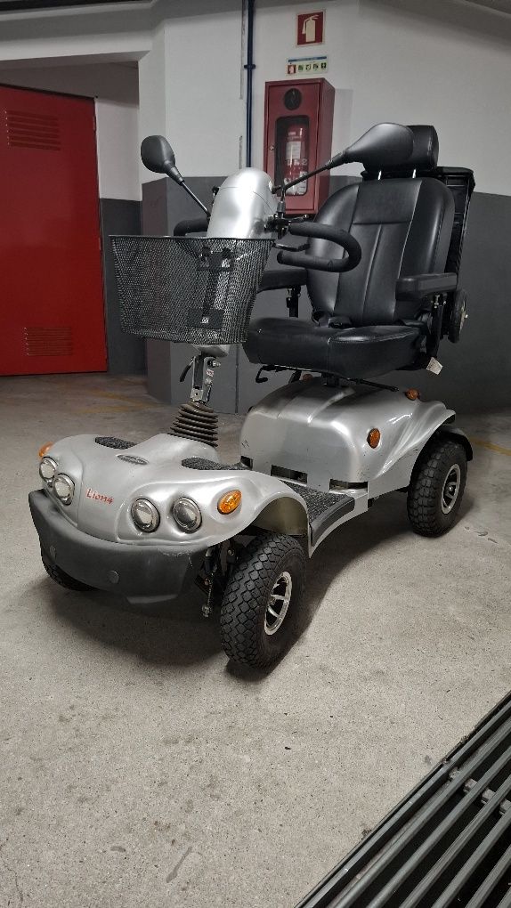Scooter mobilidade reduzida (Freerider Lion 4)