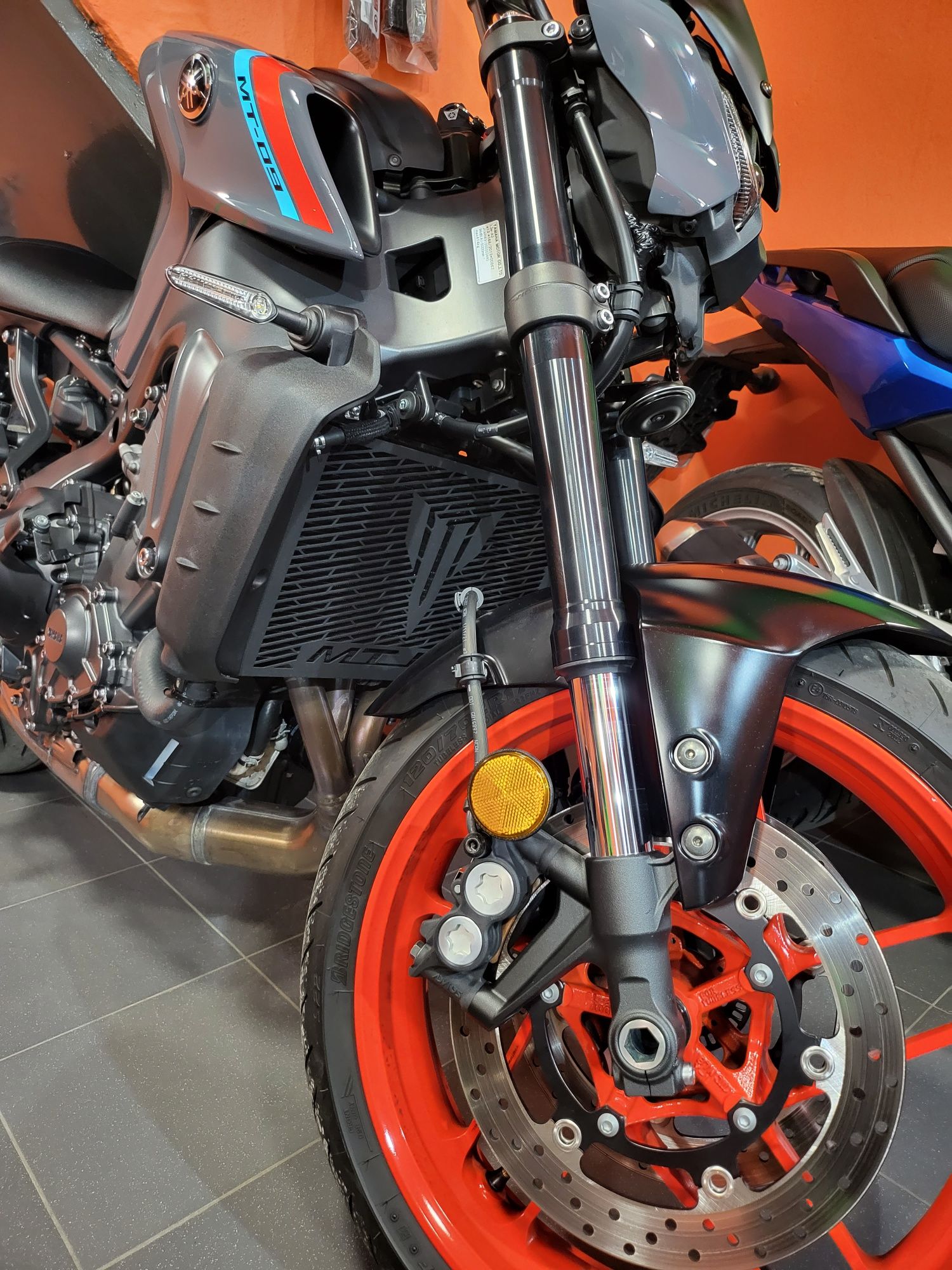 Защита радиатора на yamaha mt 09 с 22