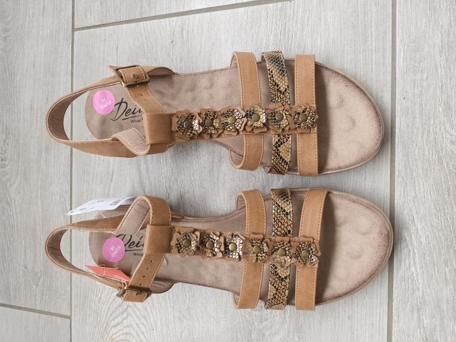 Sandały damskie r. 38.