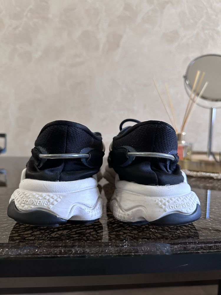Кросовки adidas оригинал 42 размера