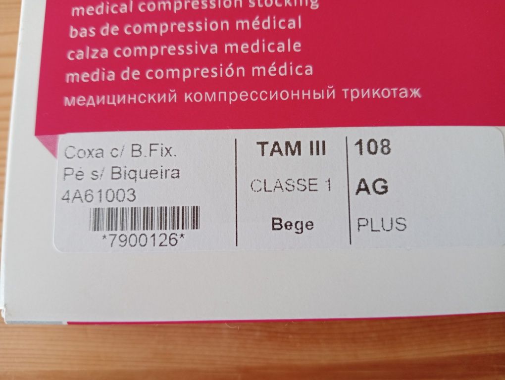 Meias de compressão compridas