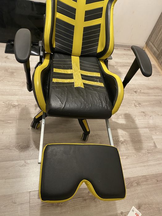 Геймерське крісло