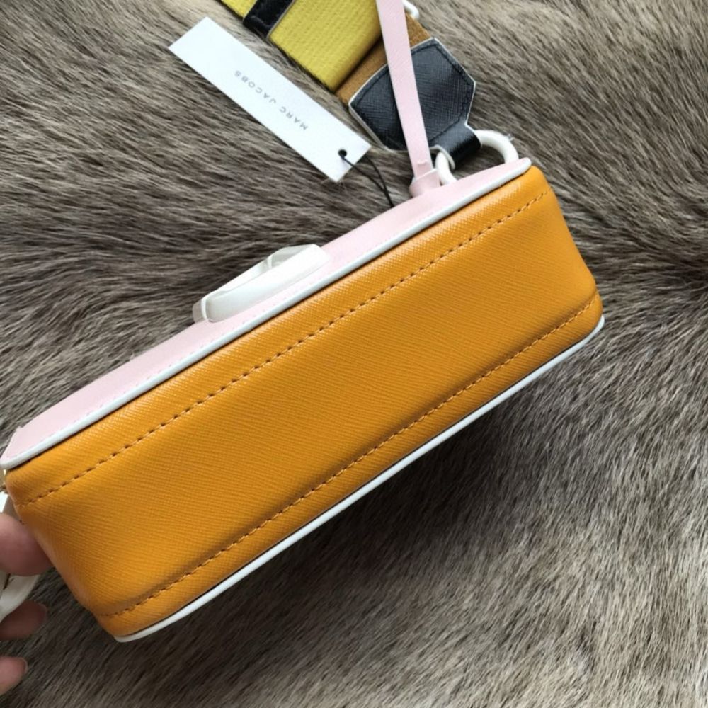 В наявності сумка MJ Marc Jacobs Snapshot снепшот персик Марк Джейкобс