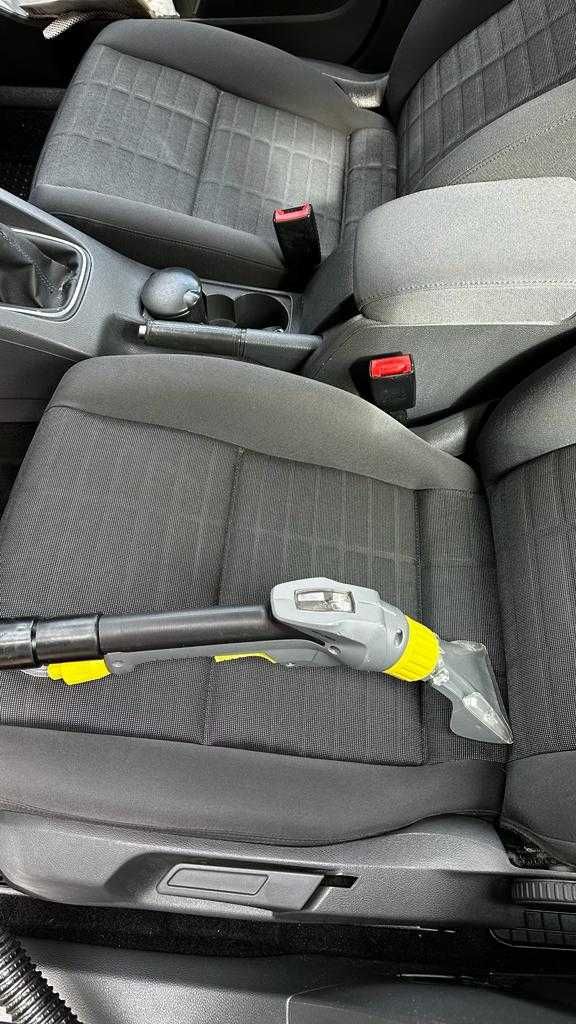 Wynajem Karcher Odkurzacz przemysłowy, piorący PUZZI 10.1 Wypożycz