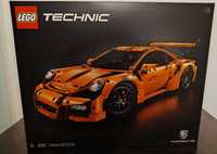 Конструктор LEGO Technic 42056 Porsche 911 GT3 RS (2704 Детали)