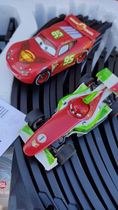 Pista de carros McQueen