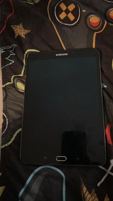 Vendo tablet Samsung tab S2 Grande A- 9.7" -32GB -ram 3 preto