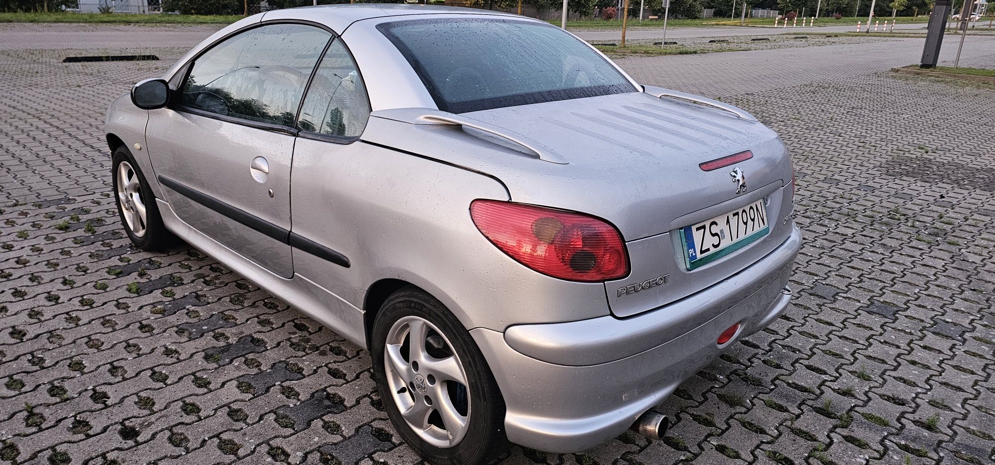 Peugeot 206 CC 2.0 klima, skóra,  alufelgi,  czujnik deszczu, zmierzch