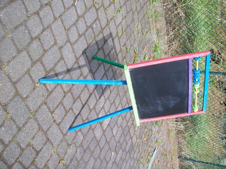 tablica dla dzieci do pisania, kolory, rodzaje różne