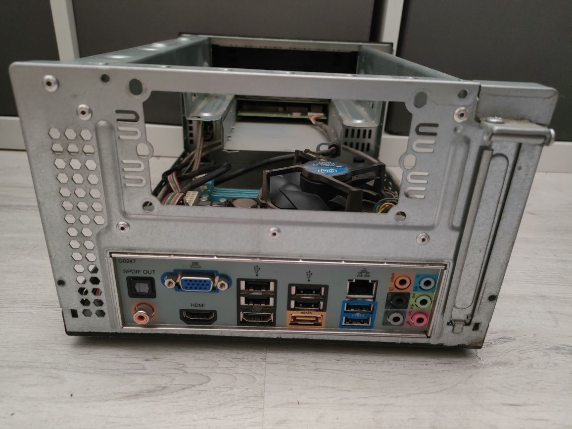 Płyta główna Gigabyte H67N-USB3-B3 z procesorem, obudowa gratis