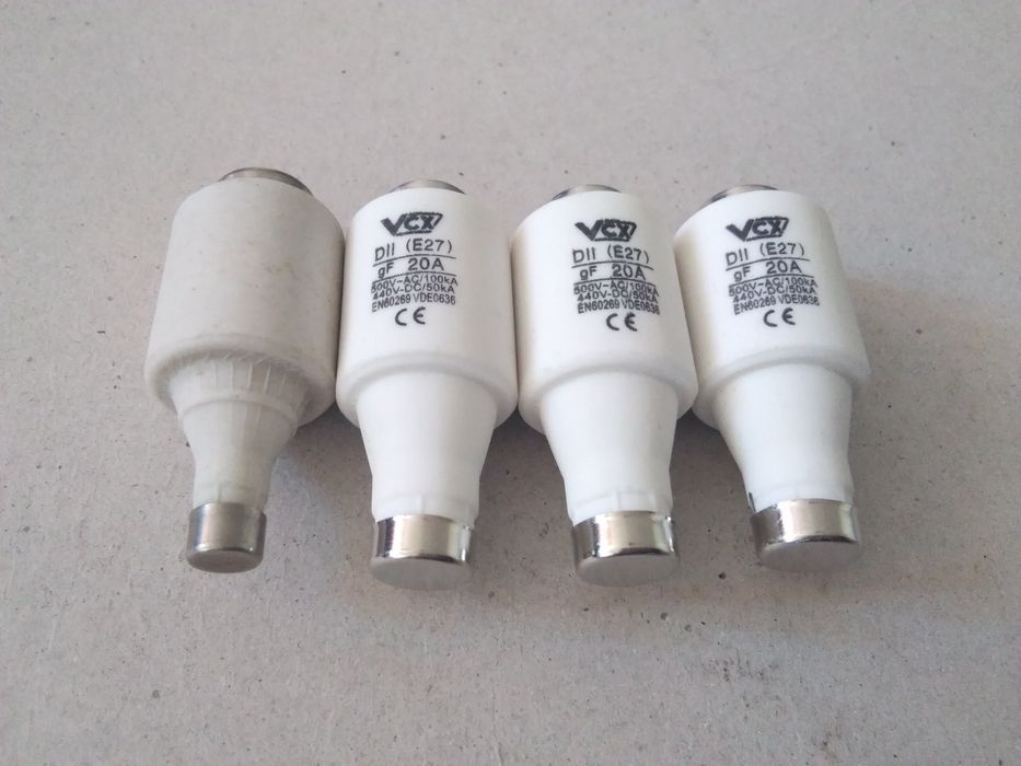 Korki bezpieczniki topikowe