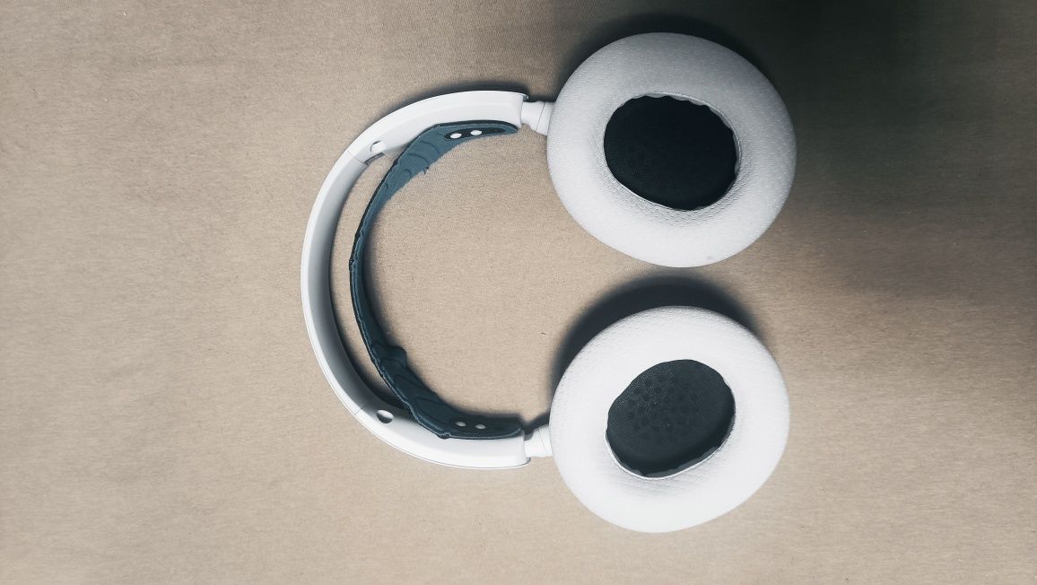 Навушники Steelseries arctis nova 7p.