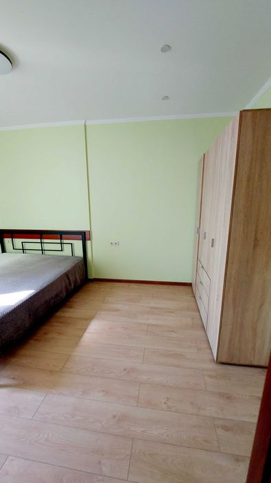 1 комнатна  з  евроремонтом  ст.М. Видубичі