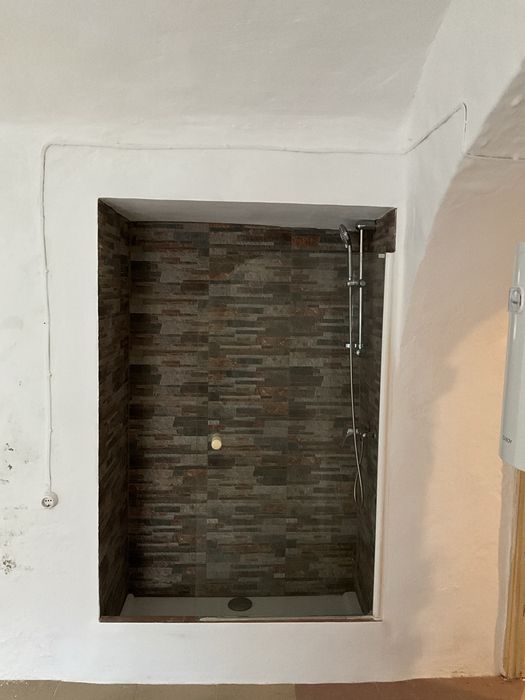 T1 para alugar em vila viçosa com Água e Eletricidade incluida