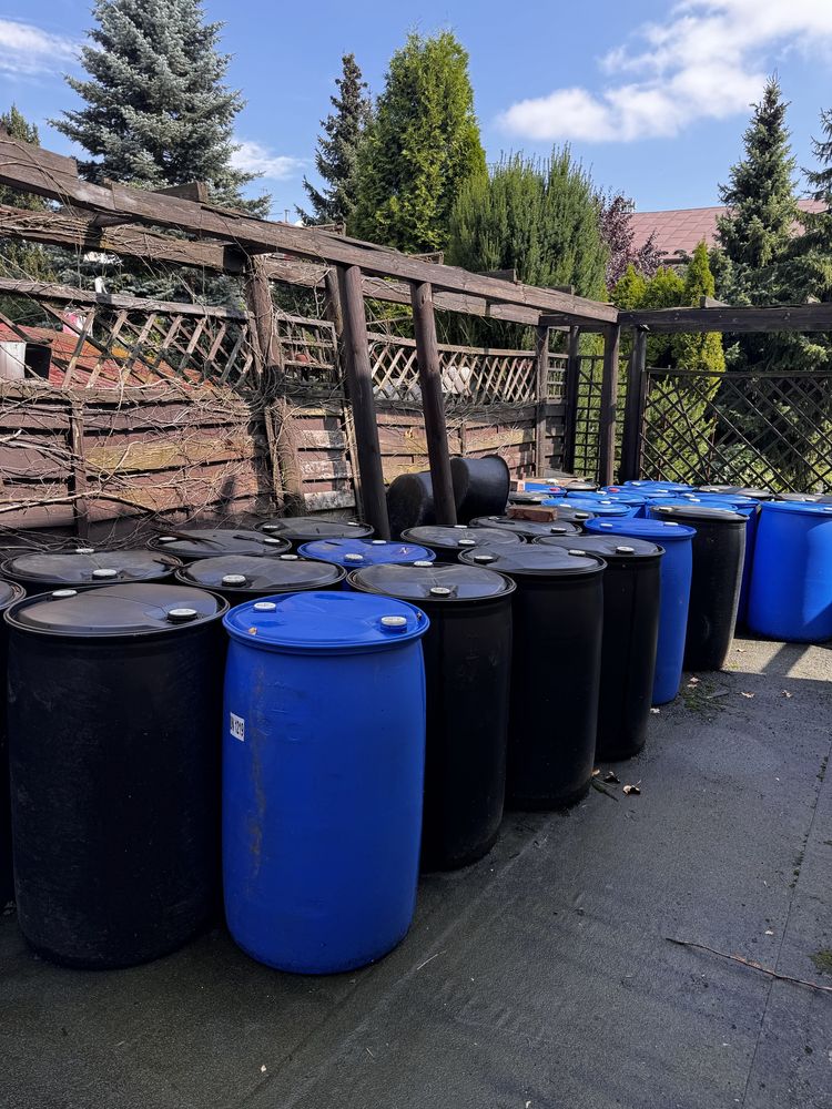 Beczki 200l czyste (po alkoholu)