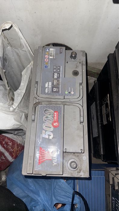 Акумулятор 100А.ч. 830А