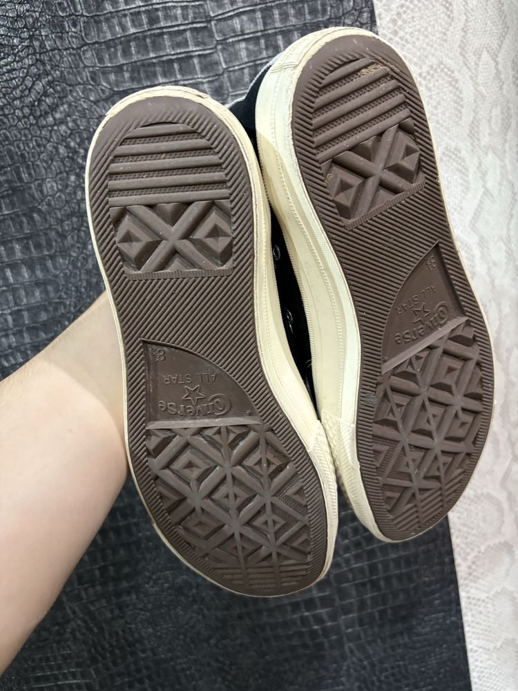 converse comme des garcons
