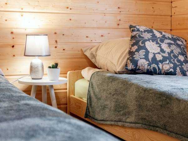 Domek z jacuzzi Bieszczady 50m od jeziora sauna teraz  TANIEJ