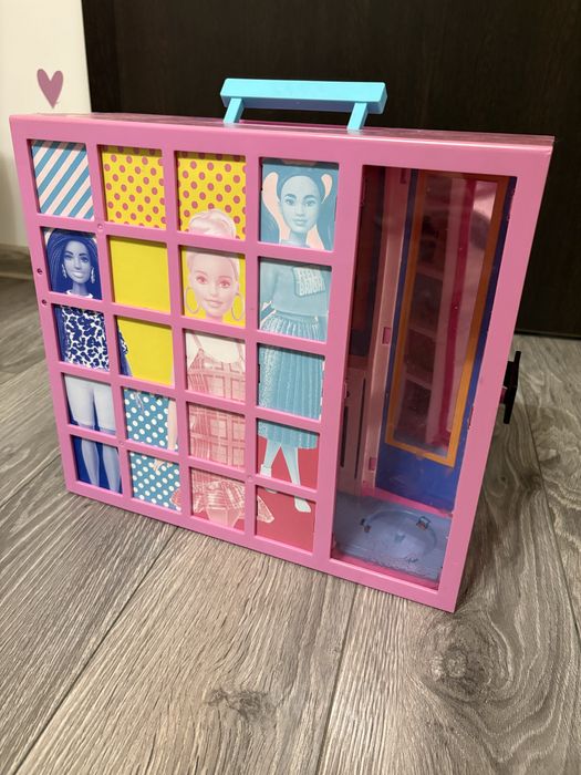 Szafa dla barbie