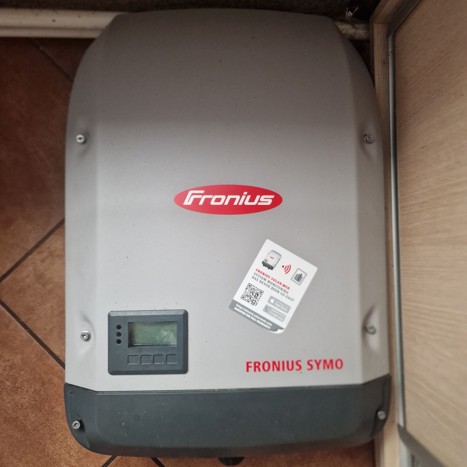 Fronius symo 3.7-3-M
