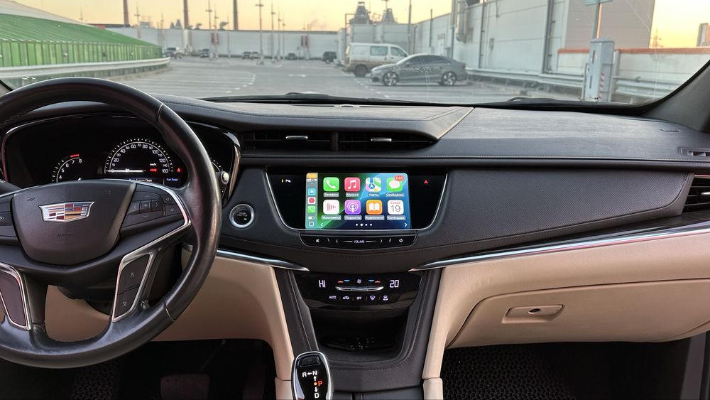 Чорний Каділлак. Пробіг 69000 км Стан нового автомобіля