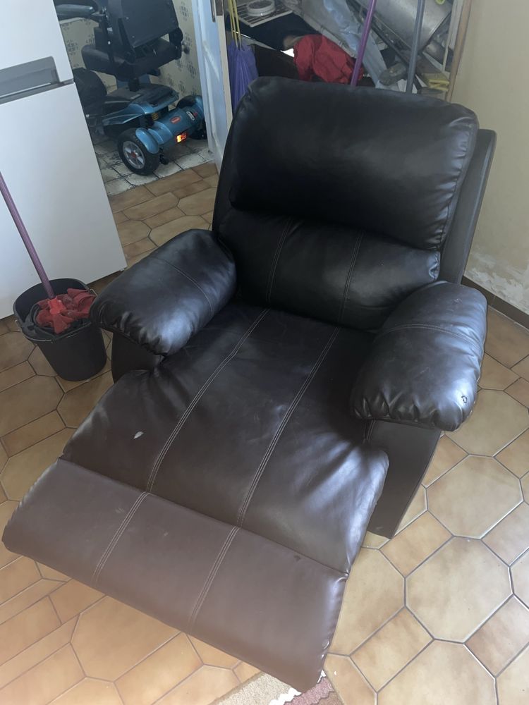 Sofa reclinavel.