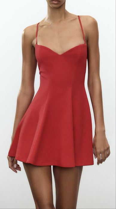 Sukienka Zara rozkloszowana dekolt w kształcie serca S 36