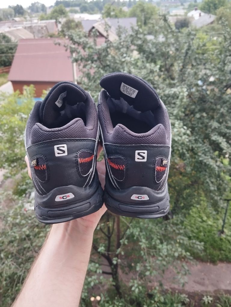Кросівки Salomon Gore-tex оригінал р.46