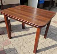 Stół prostokątny z krzesłami