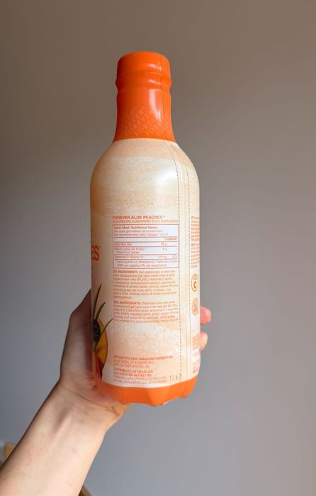Cztery butelki aloesu Forever Aloe Peaches