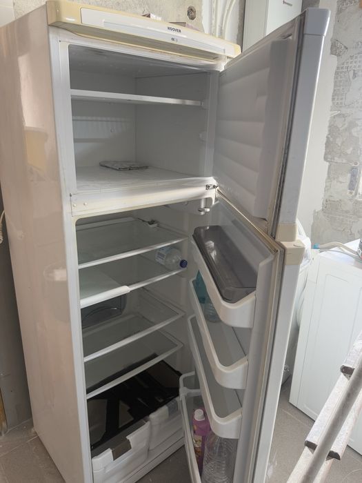Frigorífico com arca congeladora