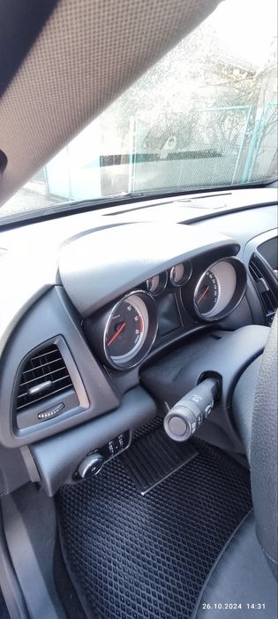 Опель Астра j Sport 2013