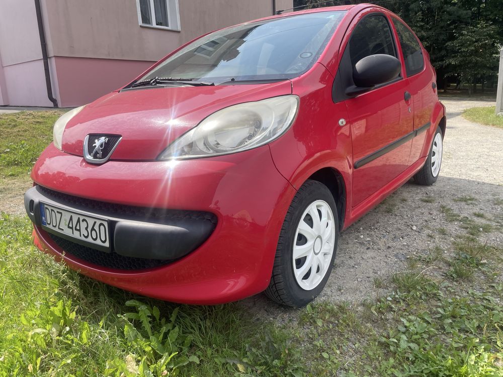 Peugeot 107  1.0 benzyna