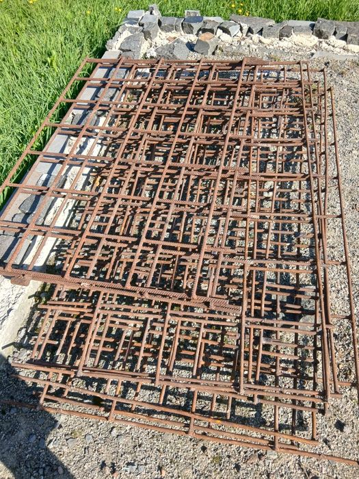 Арматура,уголки 20гривень,люк